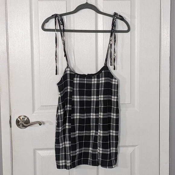 Preppy Tie-Shoulder Plaid‎ Mini Overall Skirt Dress from Forever 21 Size M - Picture 1 of 8